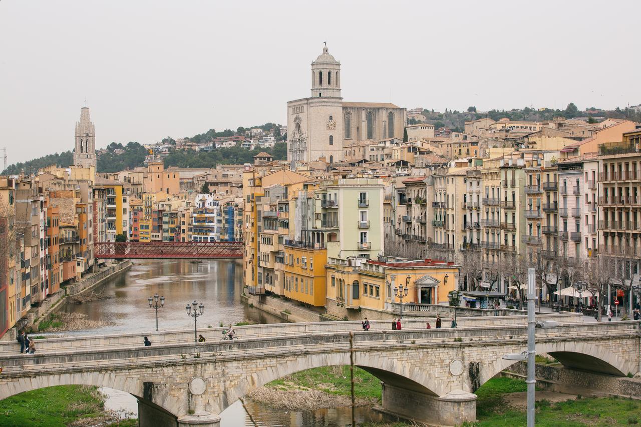 Flateli -Placa Catalunya 3-2 Girona Exterior photo